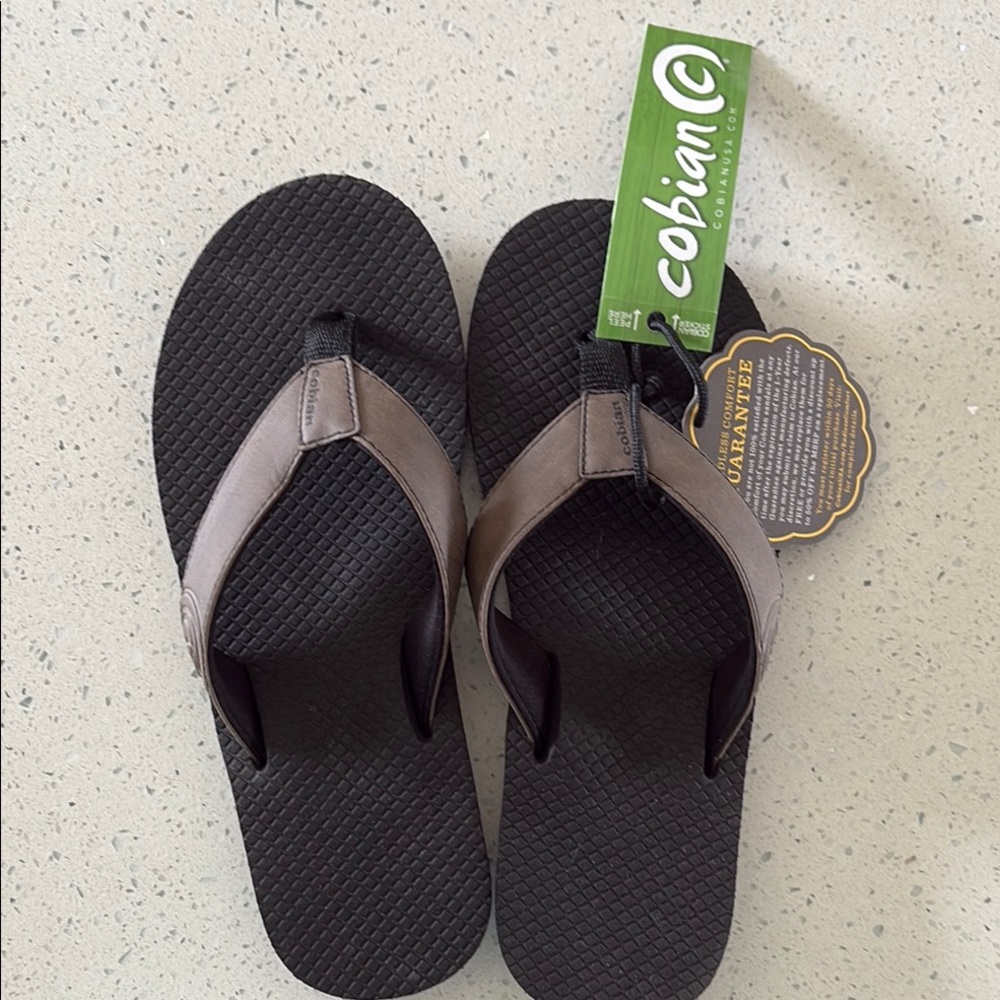 Cobian Men's Dark Brown Flip Flops